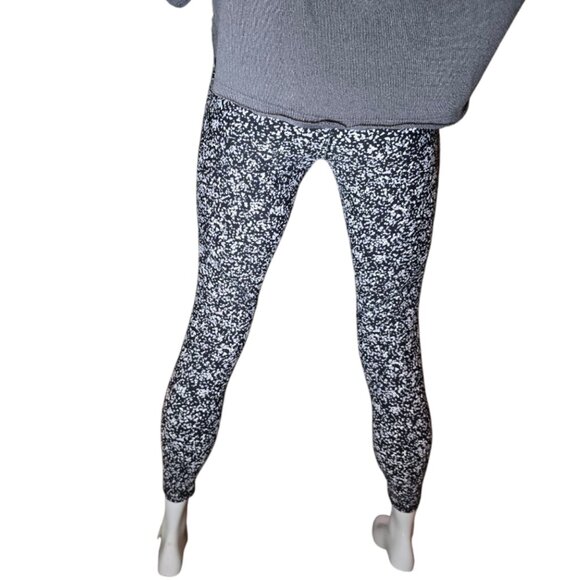 3 for $35   OLD NAVY Active Power Soft 7/8 Leggings sz M - Picture 7 of 8